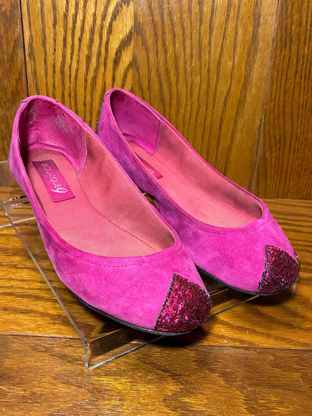 Boutique 9 Suede Glitter Toe and Heel Accent Ballet Flats Fuchsia Size 8 W/ BOX